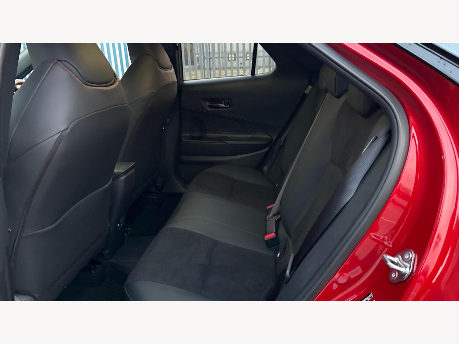 Used Toyota C-HR 2024 for sale - 77344702: Photo 15