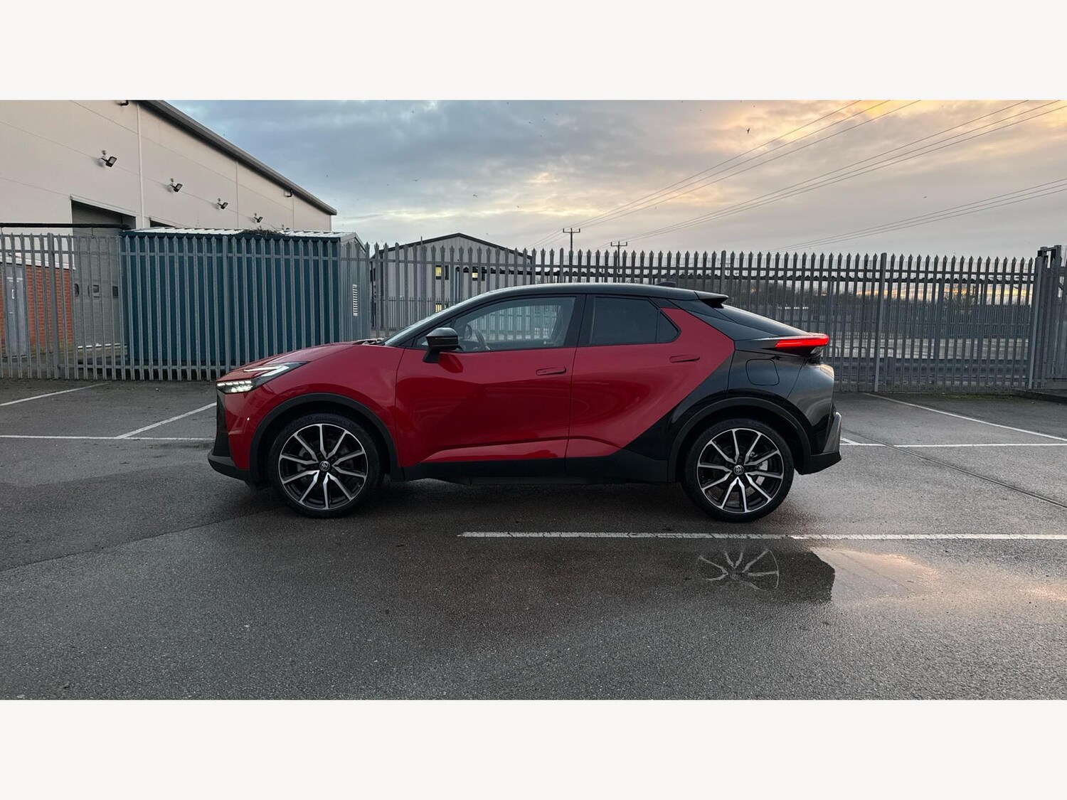 Used Toyota C-HR 2024 for sale - 77344702: Photo 19