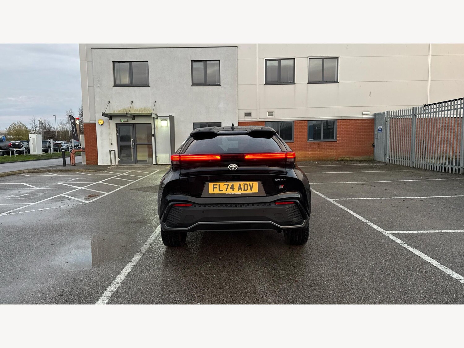 Used Toyota C-HR 2024 for sale - 77344702: Photo 21