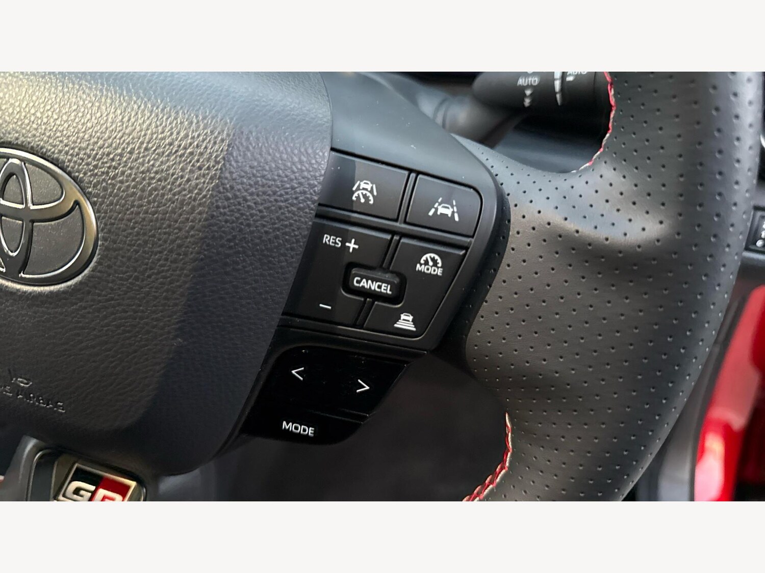 Used Toyota C-HR 2024 for sale - 77344702: Photo 24