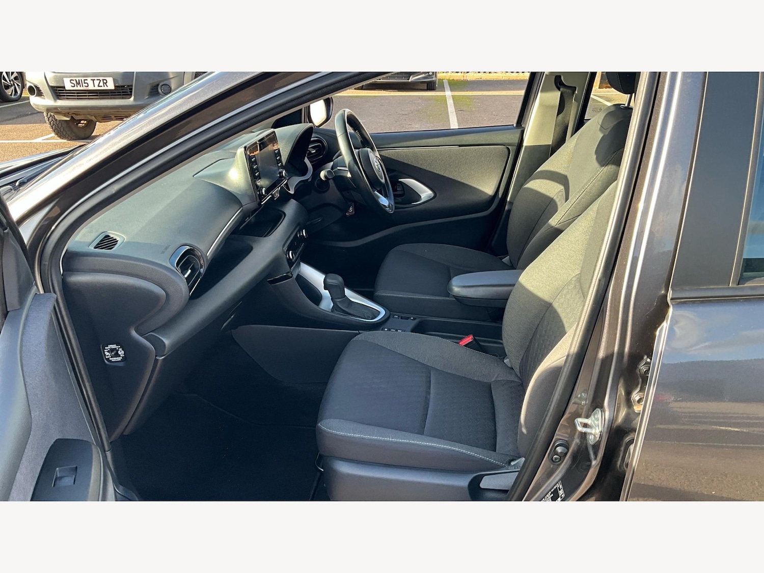 Used Toyota Yaris 2022 for sale - 76702261: Photo 12