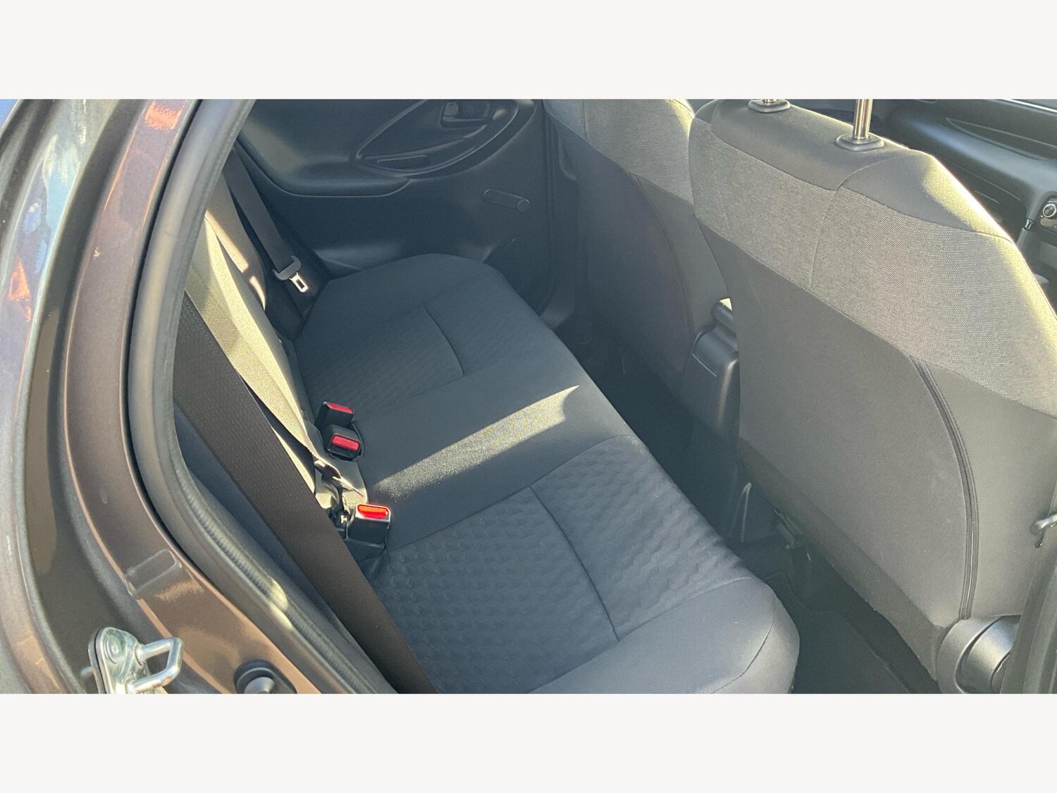 Used Toyota Yaris 2022 for sale - 76702261: Photo 14