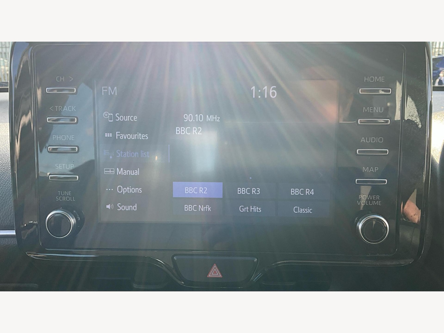 Used Toyota Yaris 2022 for sale - 76702261: Photo 27