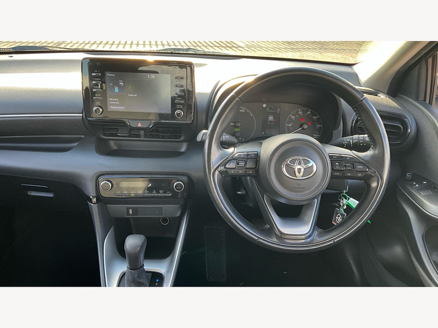 Used Toyota Yaris 2022 for sale - 76702261: Photo 7