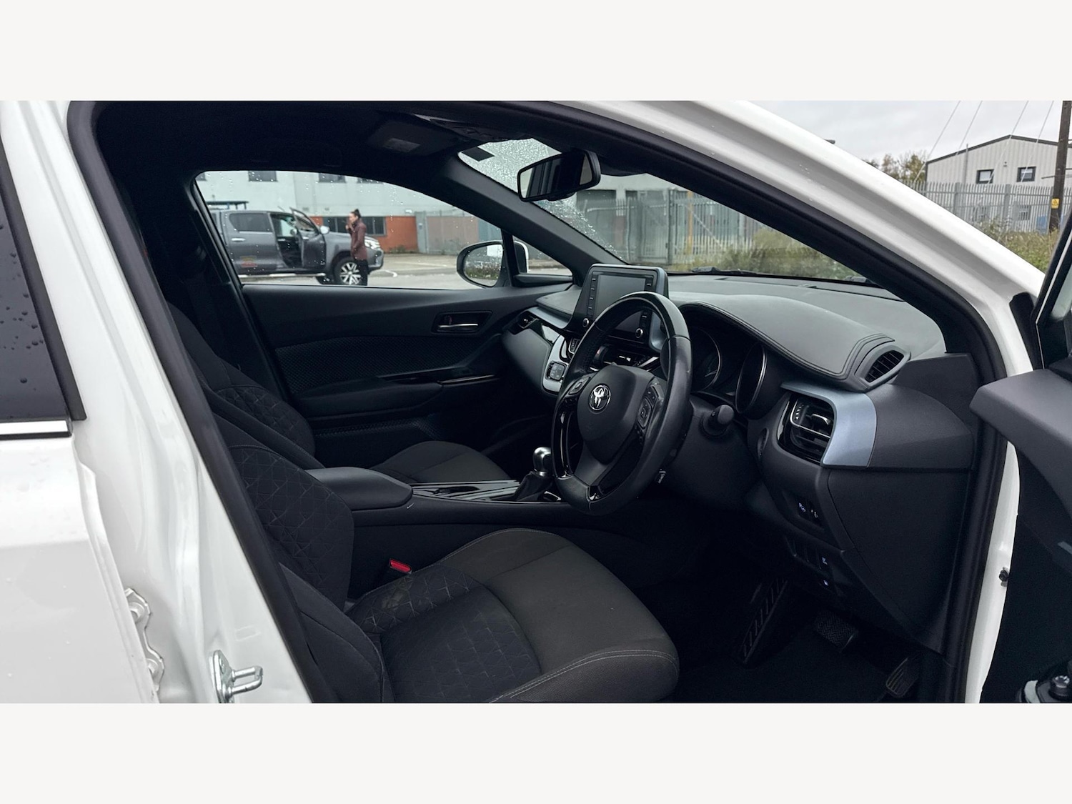 Used Toyota C-HR 2021 for sale - 76935750: Photo 13