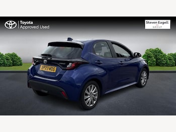 Used Toyota Yaris 2023 for sale - 79553782: Photo