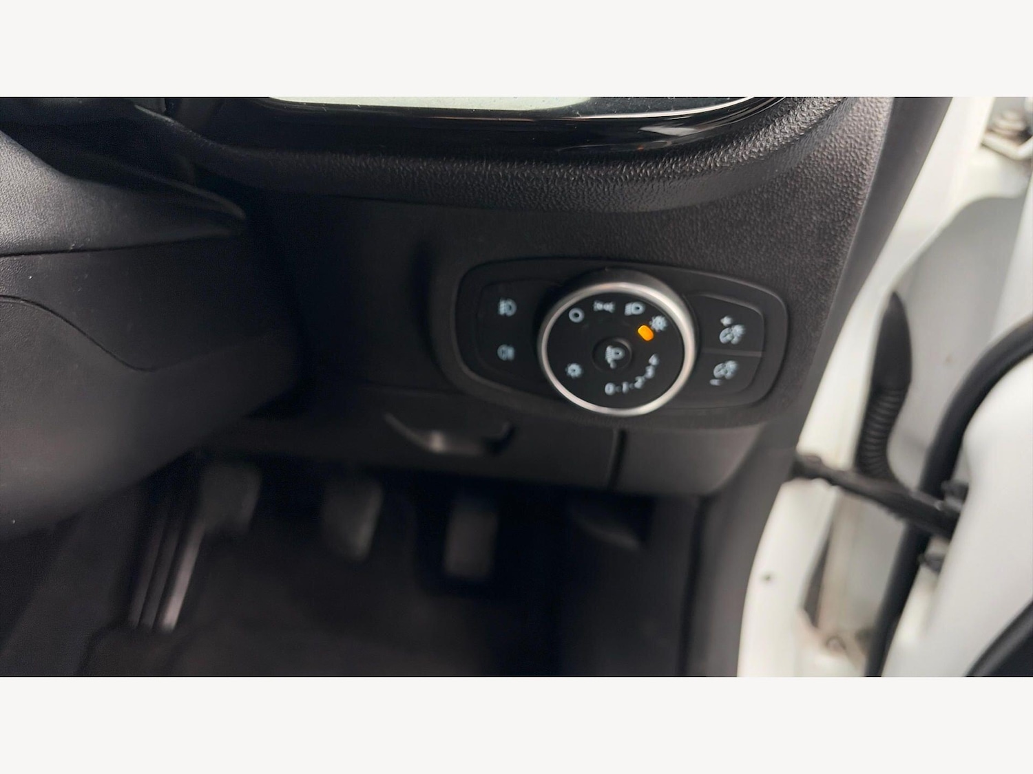 Used Ford Fiesta 2017 for sale - 77799460: Photo 31