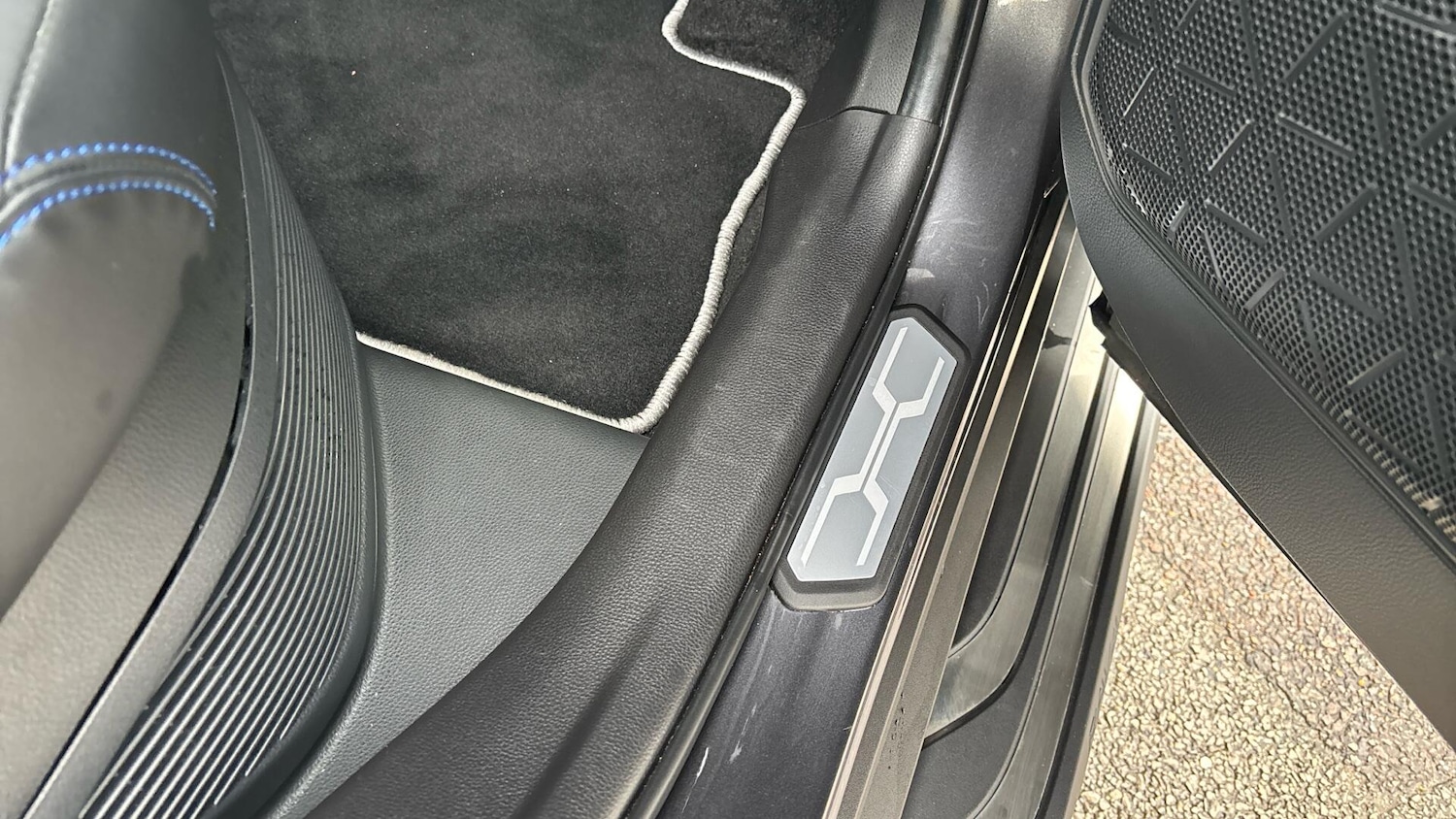 Used Toyota RAV4 2023 for sale - 76898652: Photo 33