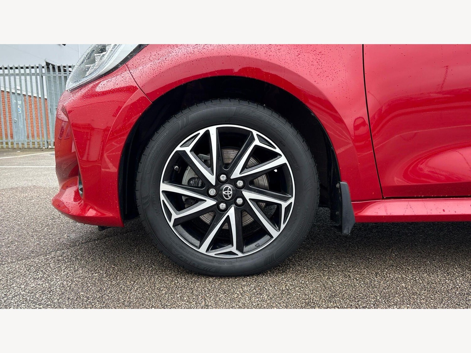 Used Toyota Yaris 2022 for sale - 77908439: Photo 20