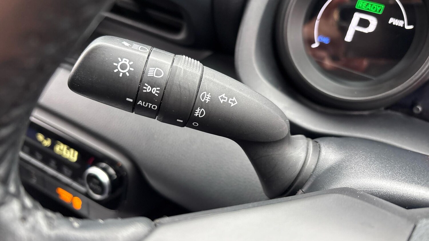 Used Toyota Yaris 2022 for sale - 77908439: Photo 38