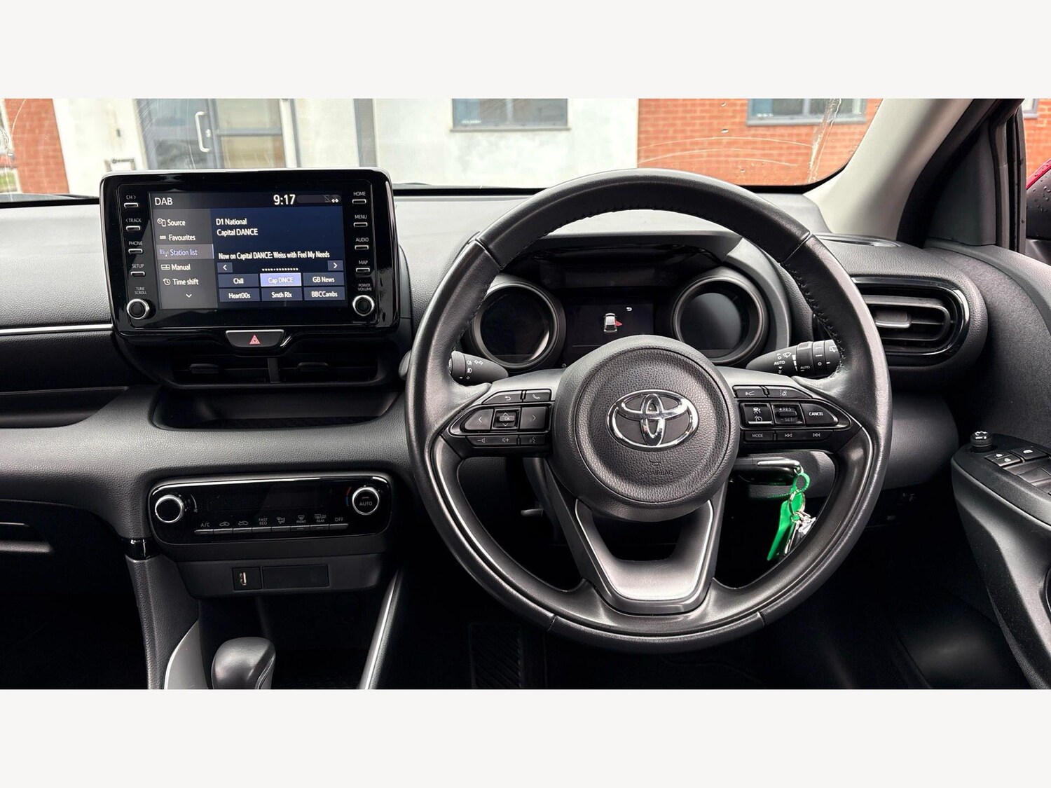 Used Toyota Yaris 2022 for sale - 77908439: Photo 8