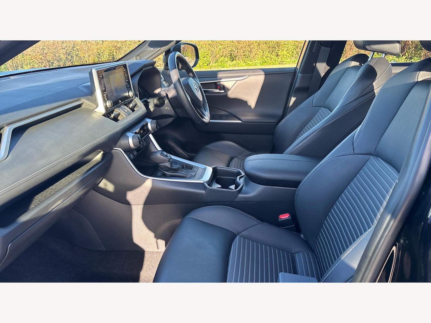 Used Toyota RAV4 2021 for sale - 77559691: Photo 12