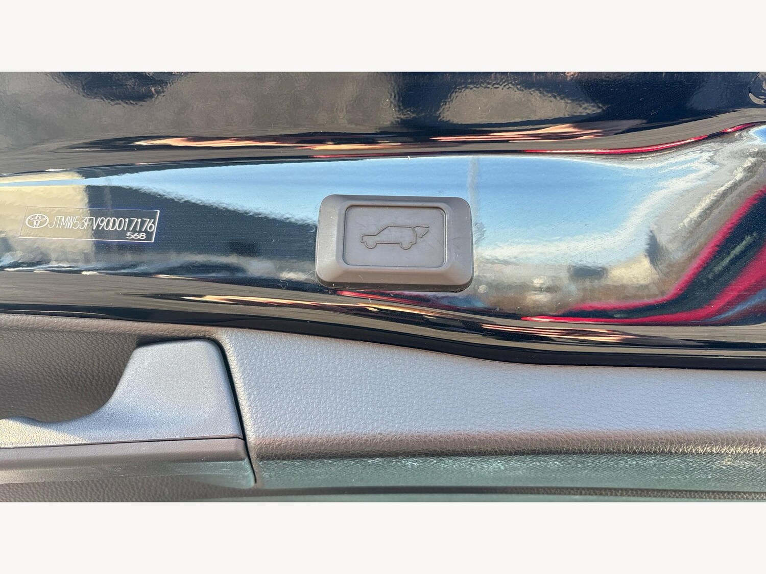 Used Toyota RAV4 2021 for sale - 77559691: Photo 29