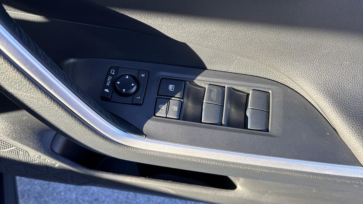 Used Toyota RAV4 2021 for sale - 77559691: Photo 39