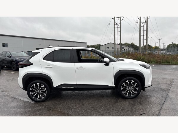 Used Toyota Yaris Cross 2023 for sale - 76294703: Photo 18