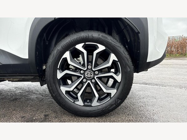 Used Toyota Yaris Cross 2023 for sale - 76294703: Photo 20