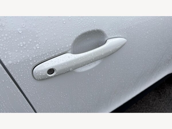 Used Toyota Yaris Cross 2023 for sale - 76294703: Photo 24
