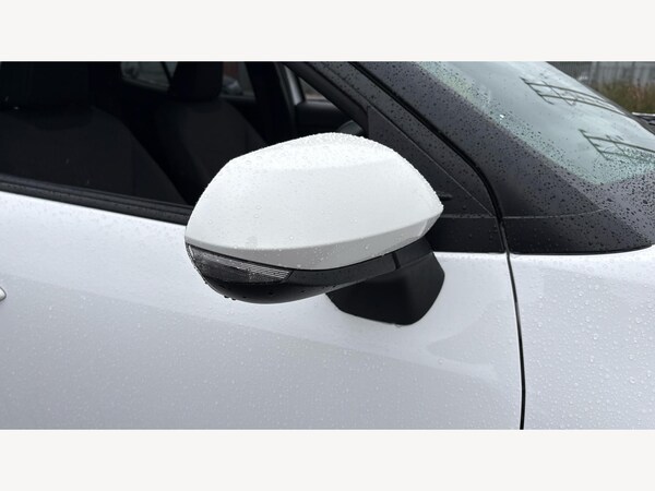 Used Toyota Yaris Cross 2023 for sale - 76294703: Photo 25