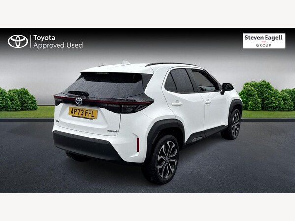 Used Toyota Yaris Cross 2023 for sale - 76294703: Photo 2