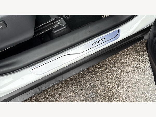 Used Toyota Yaris Cross 2023 for sale - 76294703: Photo 32