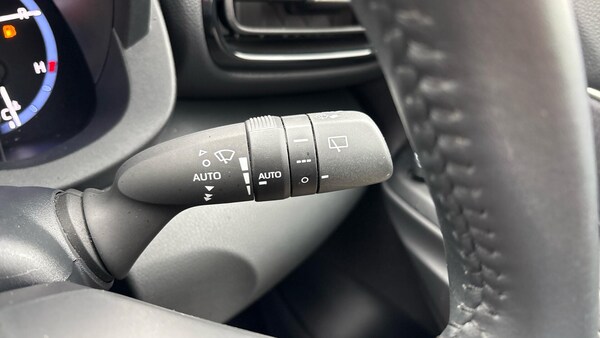 Used Toyota Yaris Cross 2023 for sale - 76294703: Photo 38