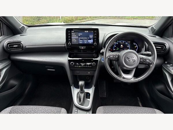 Used Toyota Yaris Cross 2023 for sale - 76294703: Photo 7