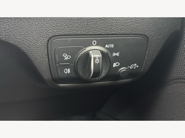 Used Audi Q2 for sale - 76094921: Photo 26