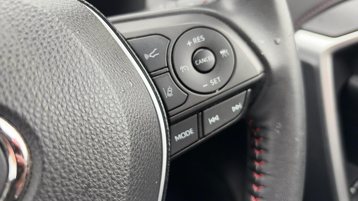 Used Toyota RAV4 2021 for sale - 77754128: Photo 34