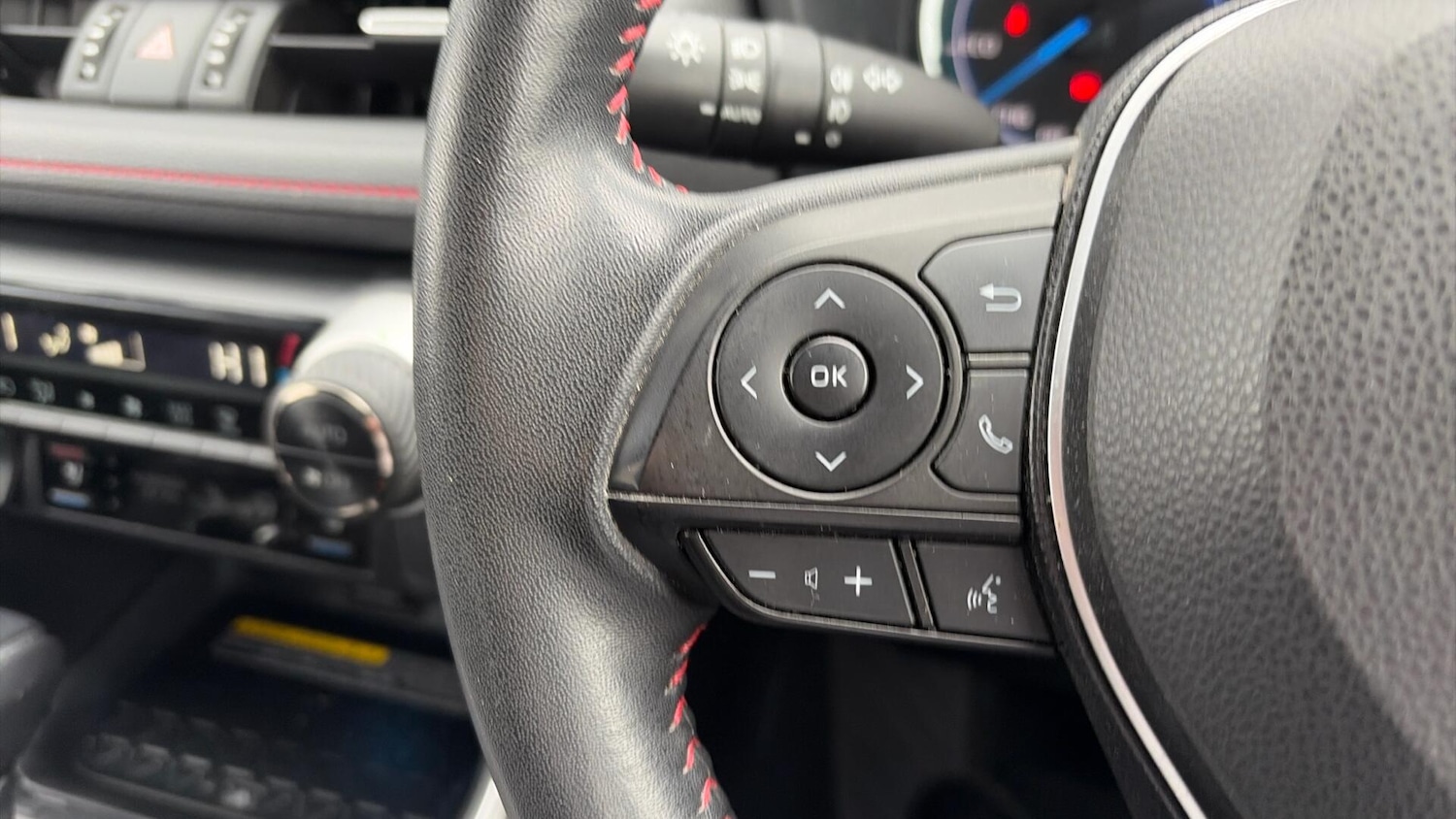 Used Toyota RAV4 2021 for sale - 77754128: Photo 35