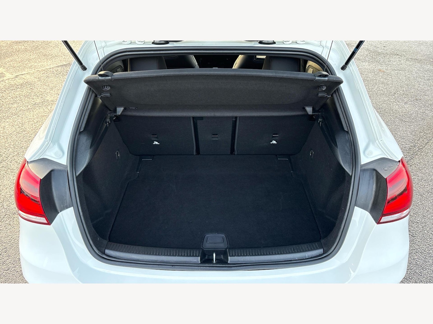 Used Mercedes-Benz A-Class 2019 for sale - 77060408: Photo 16