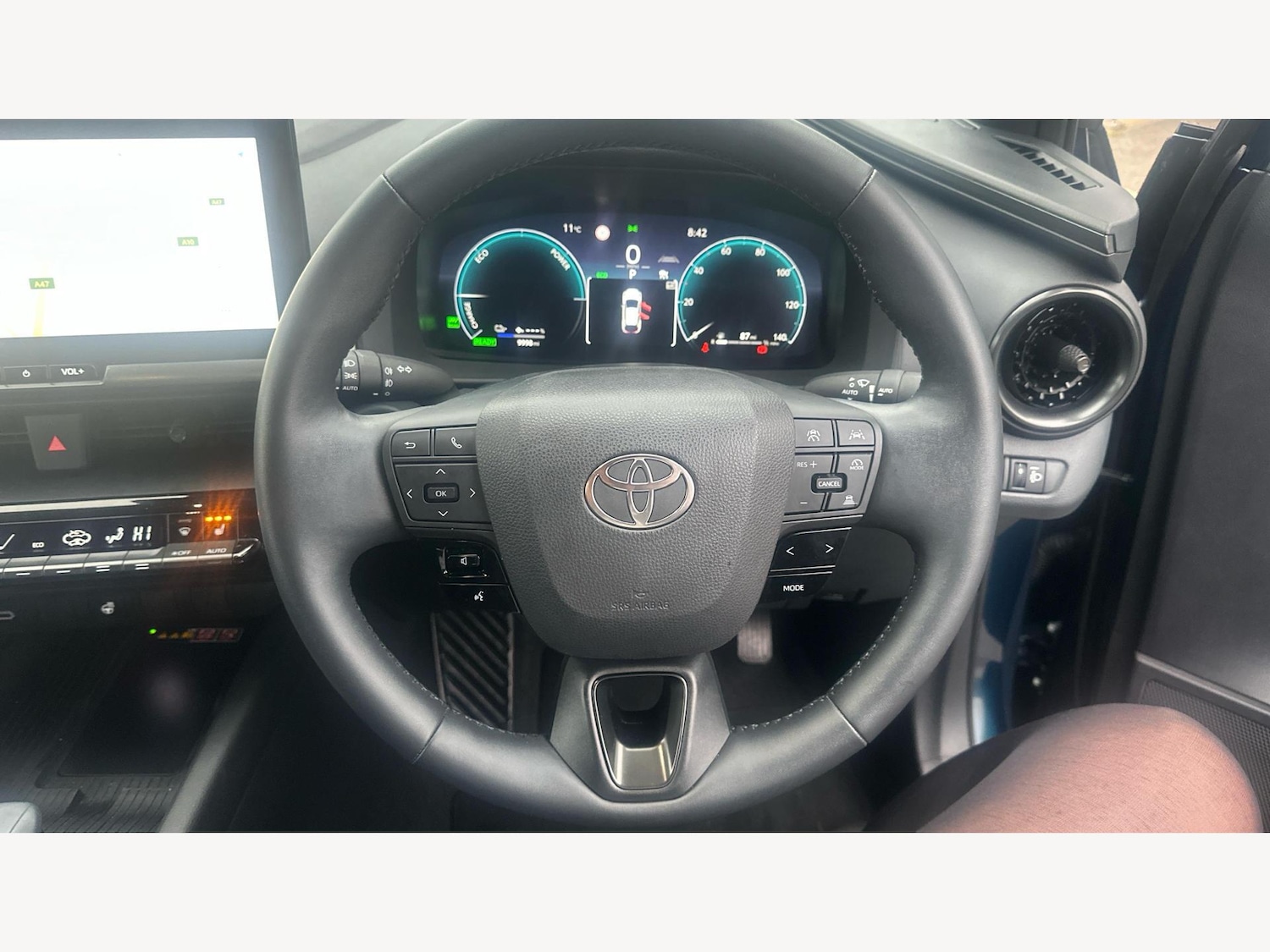 Used Toyota C-HR 2024 for sale - 76976767: Photo 10