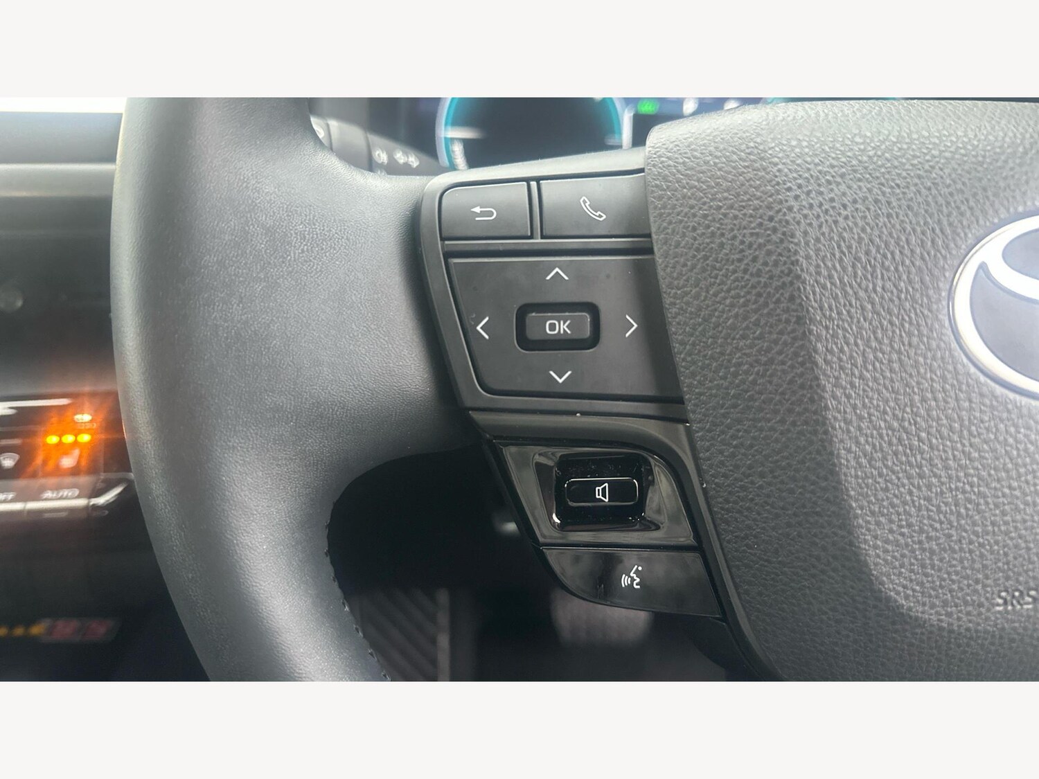 Used Toyota C-HR 2024 for sale - 76976767: Photo 22