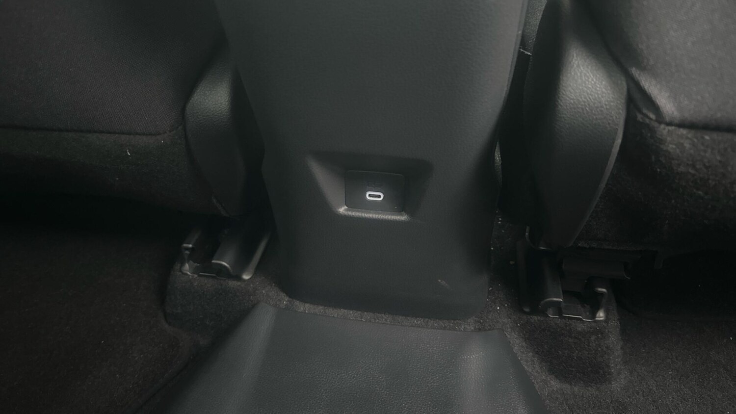 Used Toyota C-HR 2024 for sale - 76976767: Photo 36