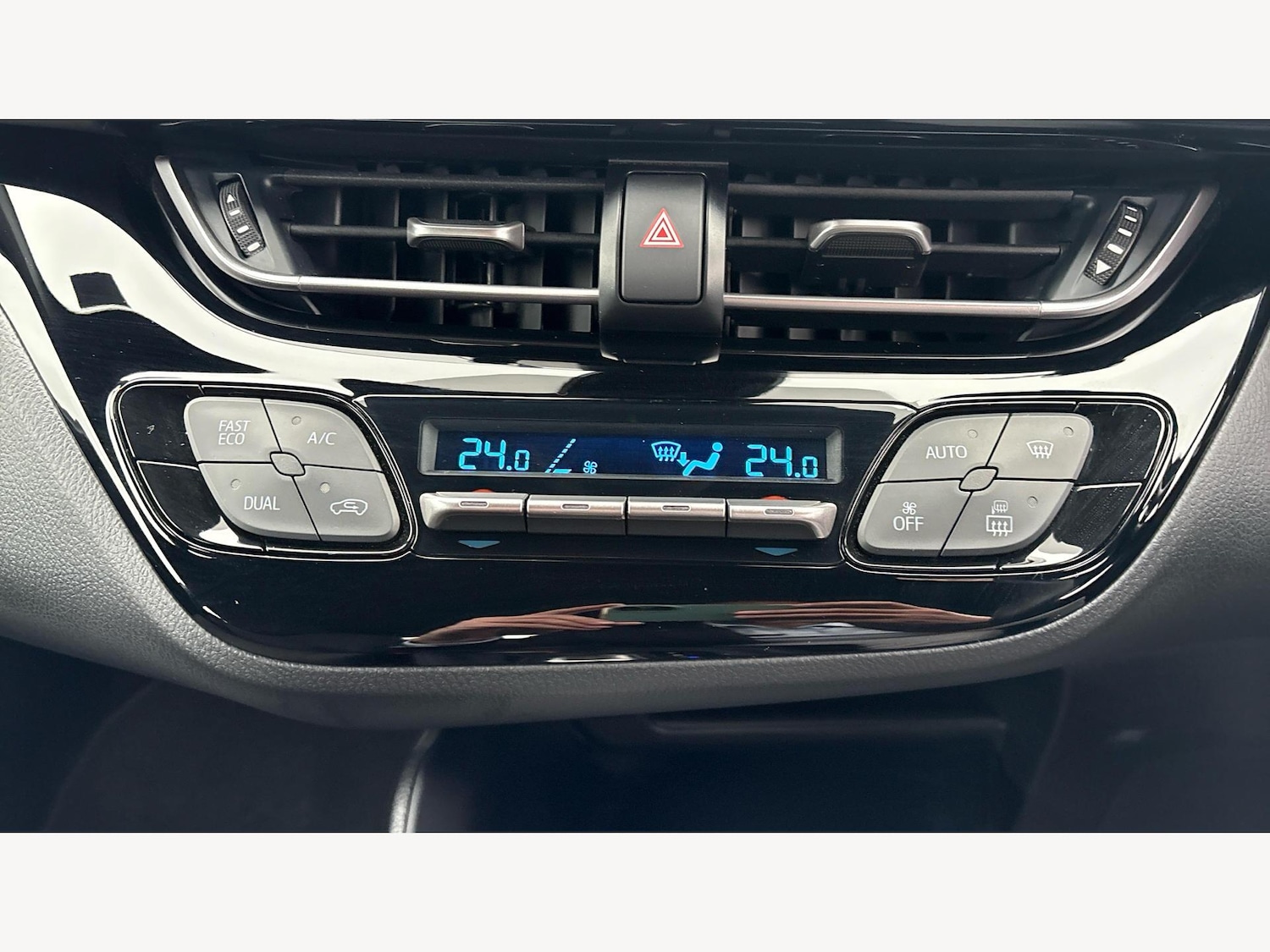 Used Toyota C-HR 2022 for sale - 76135897: Photo 26