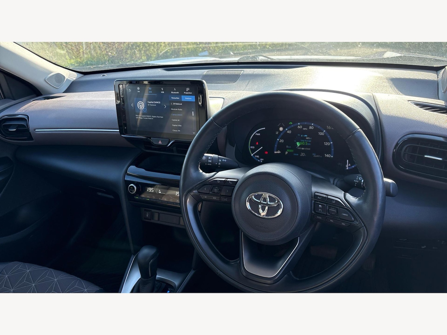 Used Toyota Yaris Cross 2022 for sale - 76166961: Photo 8