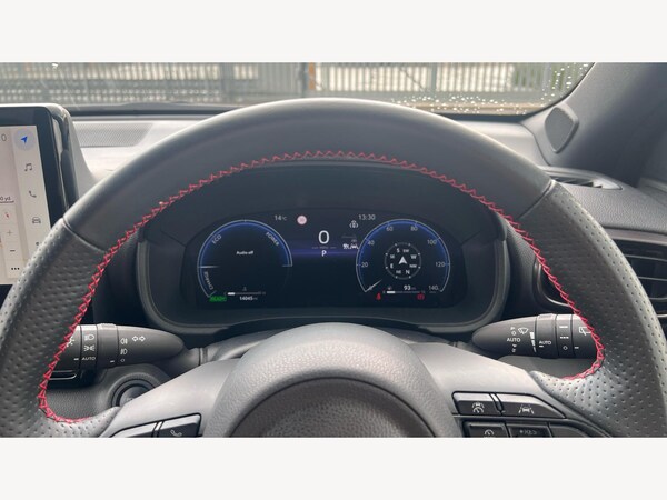 Used Toyota Yaris 2024 for sale - 74701233: Photo 11