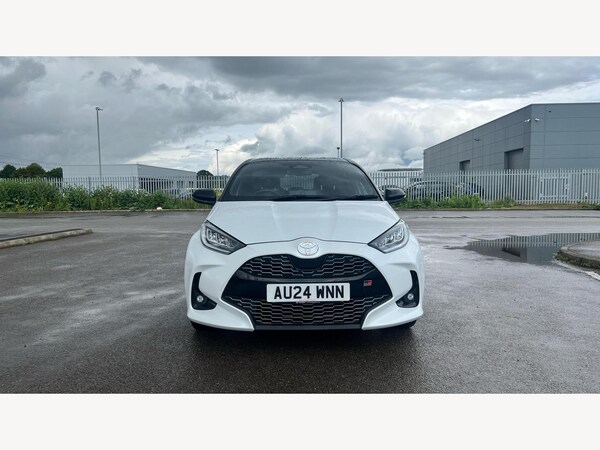 Used Toyota Yaris 2024 for sale - 74701233: Photo 17