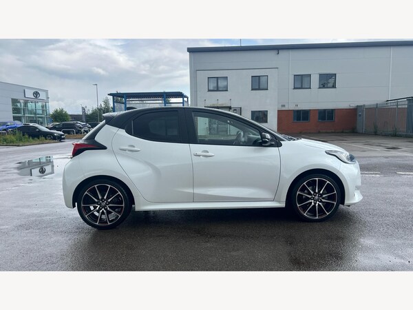 Used Toyota Yaris 2024 for sale - 74701233: Photo 18