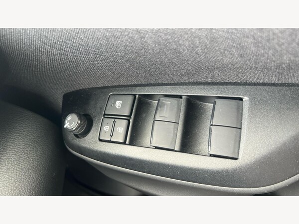 Used Toyota Yaris 2024 for sale - 74701233: Photo 22