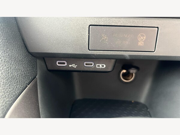 Used Toyota Yaris 2024 for sale - 74701233: Photo 24