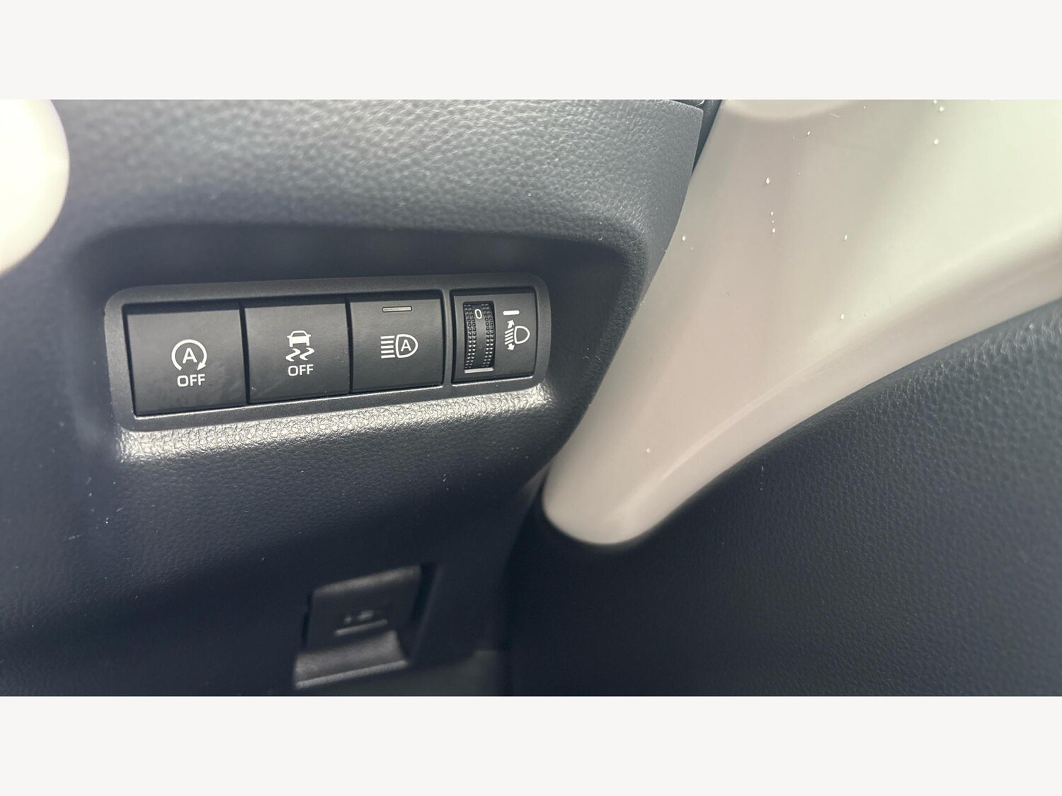 Used Toyota Aygo X 2023 for sale - 76295756: Photo 25