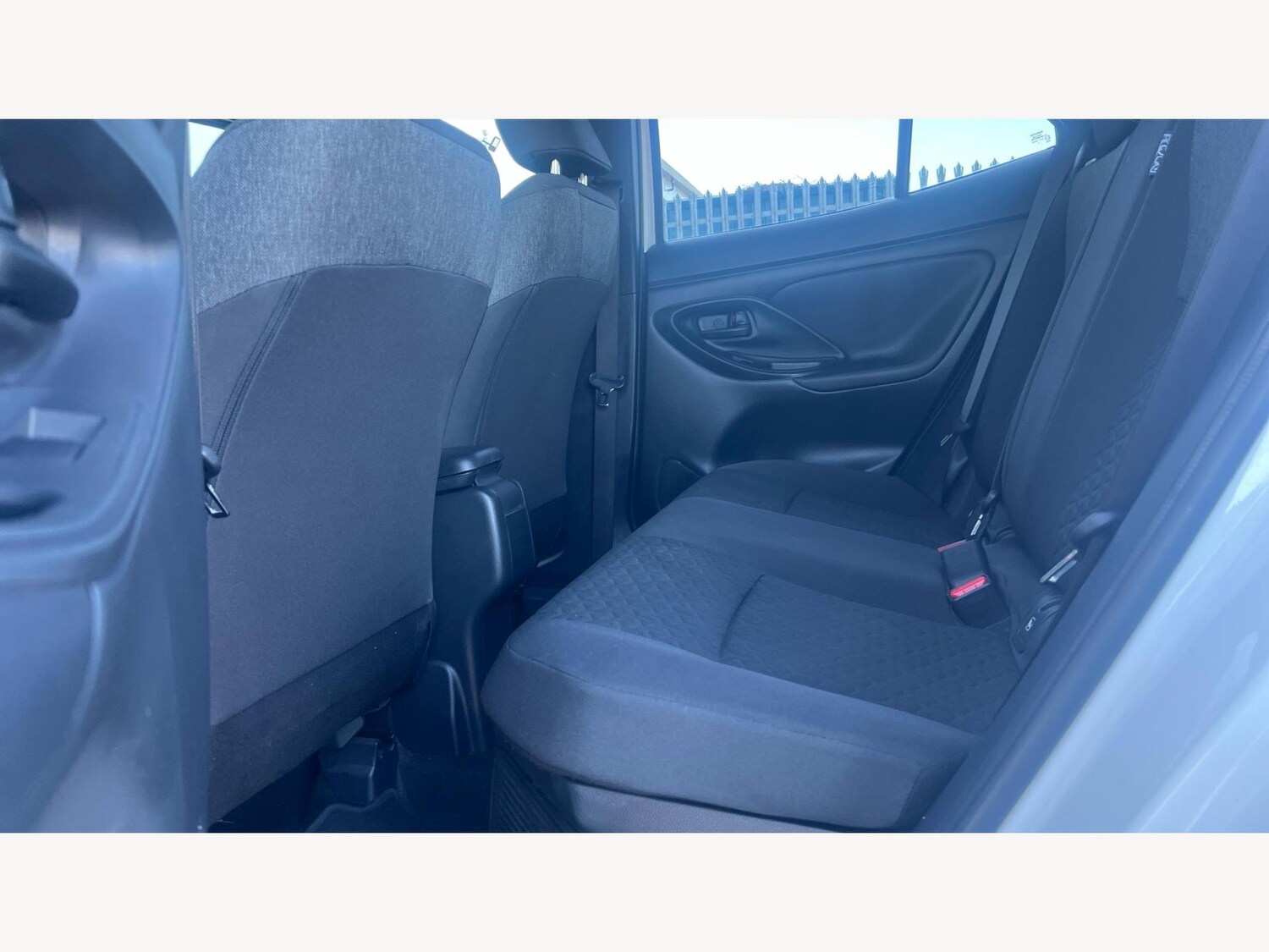 Used Toyota Yaris Cross 2023 for sale - 75809445: Photo 15