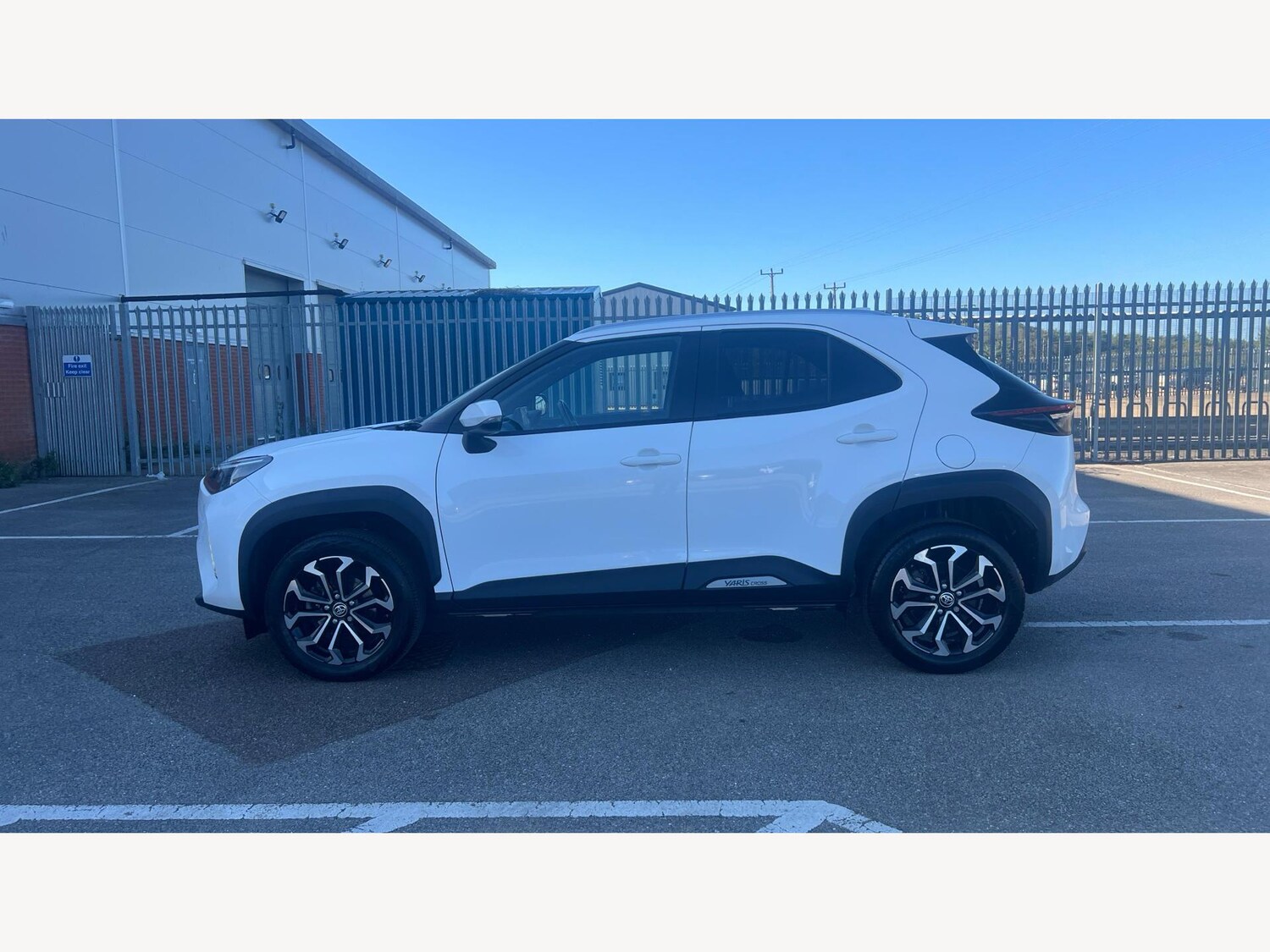 Used Toyota Yaris Cross 2023 for sale - 75809445: Photo 19