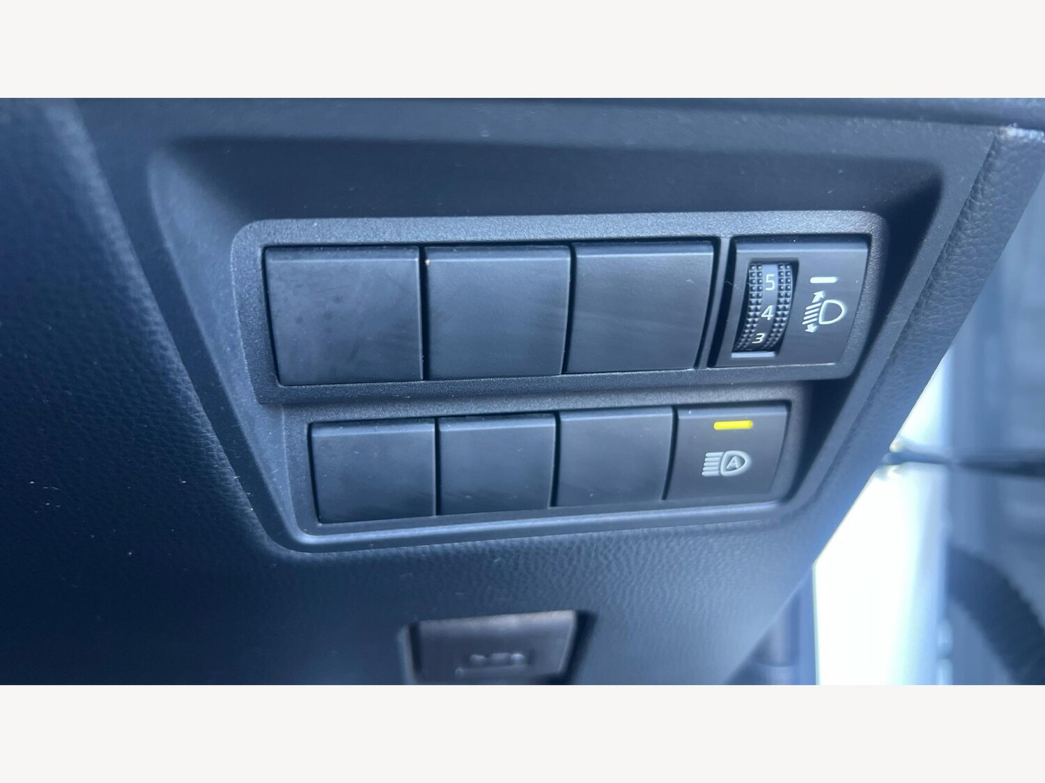 Used Toyota Yaris Cross 2023 for sale - 75809445: Photo 23