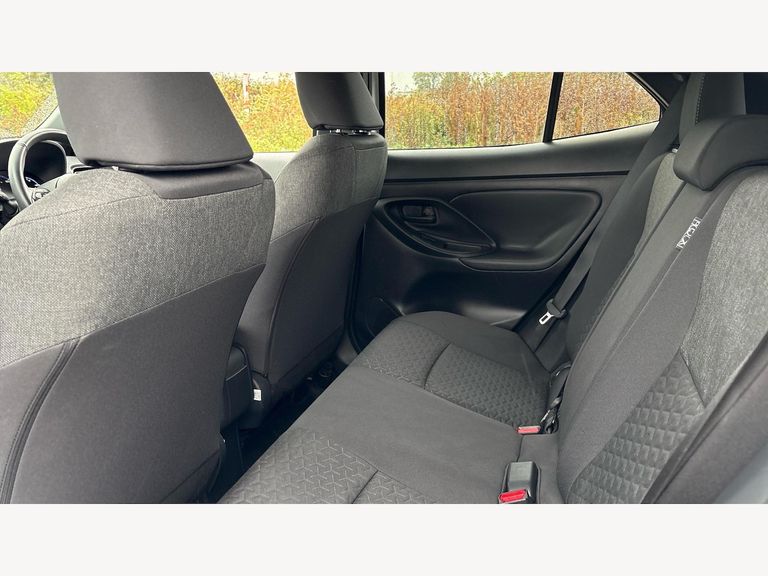 Used Toyota Yaris Cross 2023 for sale - 76898851: Photo 15