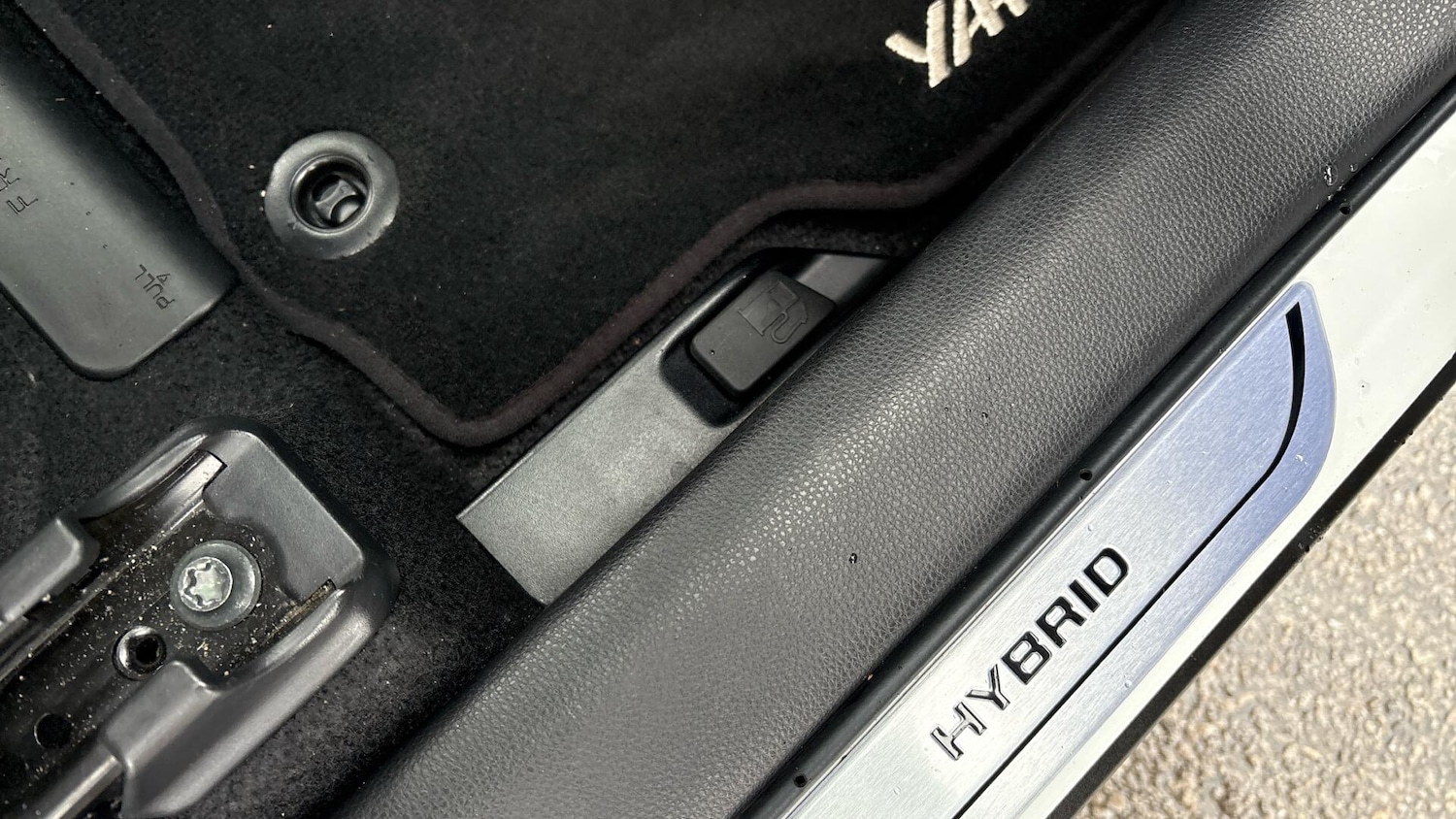 Used Toyota Yaris Cross 2023 for sale - 76898851: Photo 33