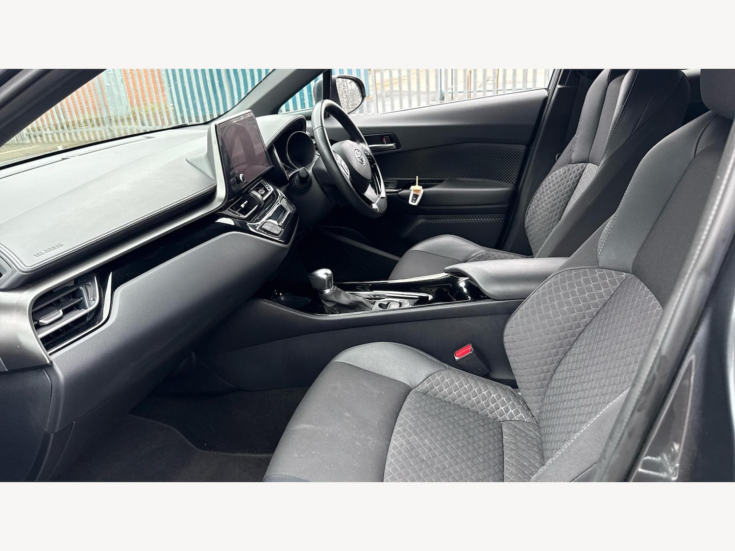 Used Toyota C-HR 2022 for sale - 77559059: Photo 12