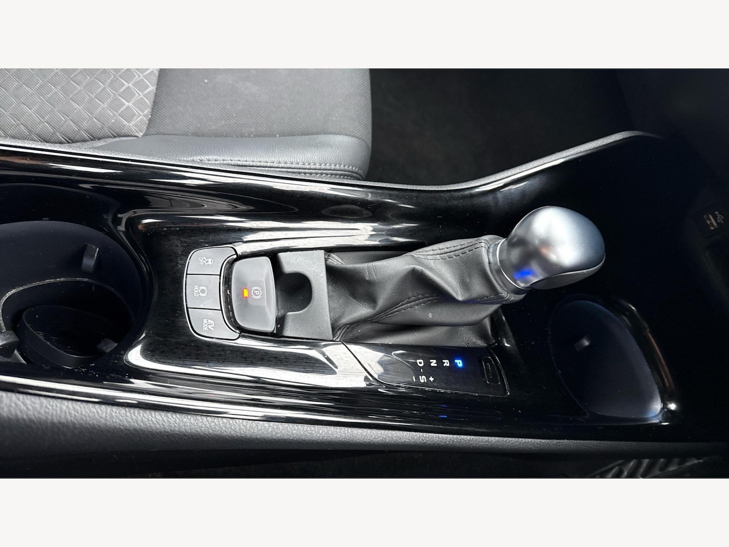 Used Toyota C-HR 2022 for sale - 77559059: Photo 30