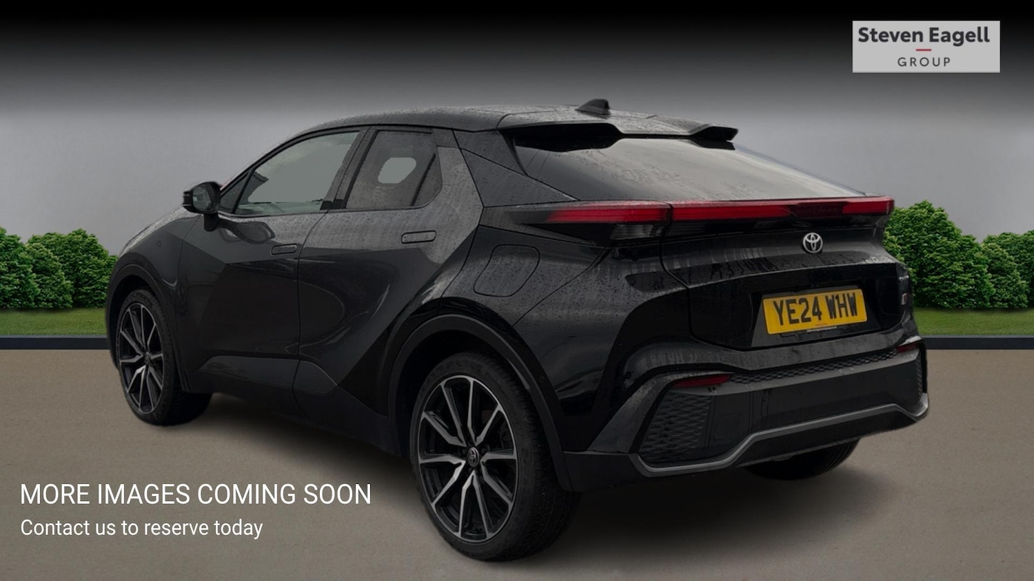 Used Toyota C-HR 2024 for sale - 76336337: Photo 2