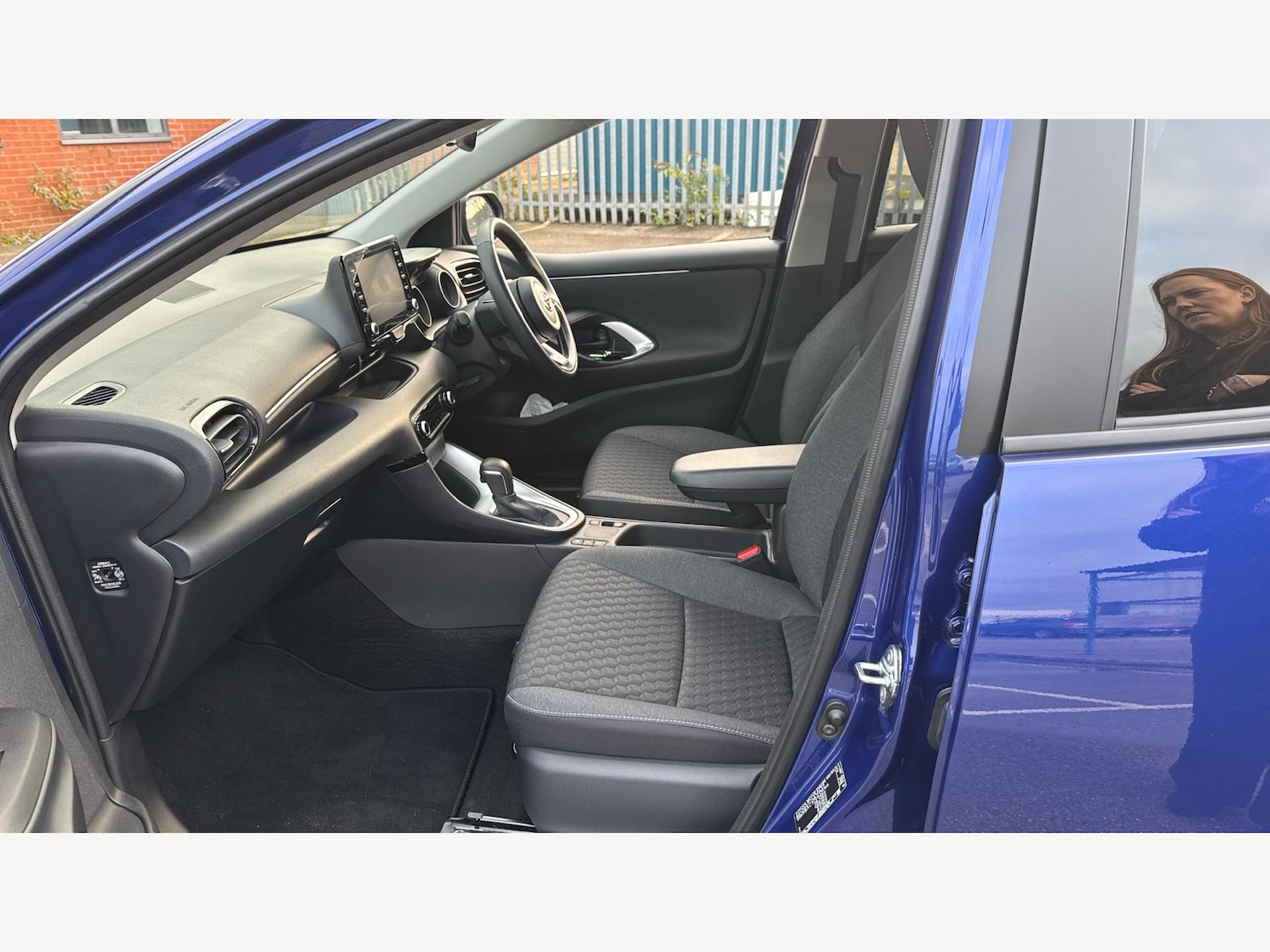 Used Toyota Yaris 2023 for sale - 76538505: Photo 12